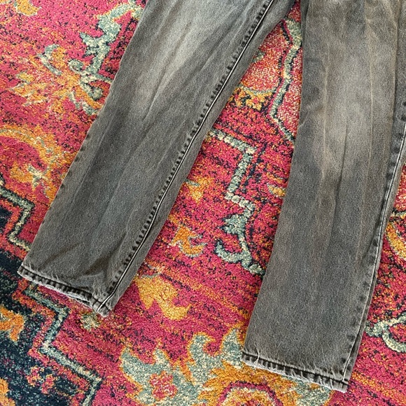 Levi's | Women’s grey Premium 501 button-fly straight leg jeans, size 24x30 - Picture 9 of 14